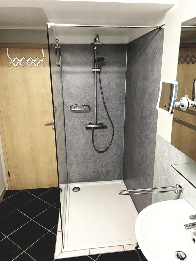 Apartment Schweich-Issel Familie Lentes Neu Renoviert Exterior foto